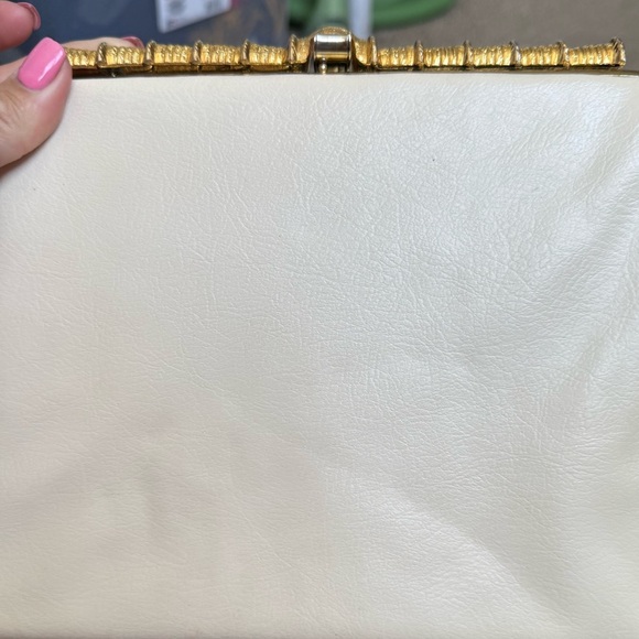 Cream Textured Clutch with Gold Frame - Picture 1 of 3